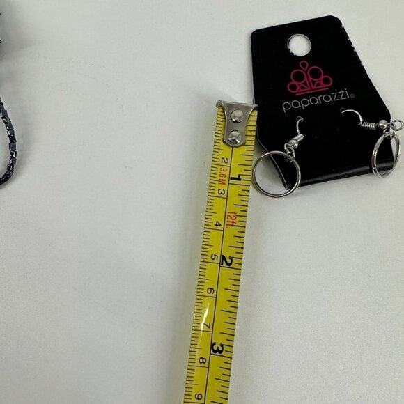 Bundle of Two Paparazzi Dangle Earrings Tear Drop and Circle - Picture 2 of 6